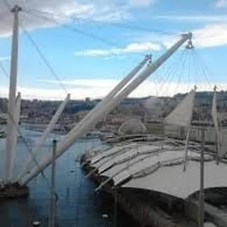 Casa Vacanze Porto Antico Apartment *